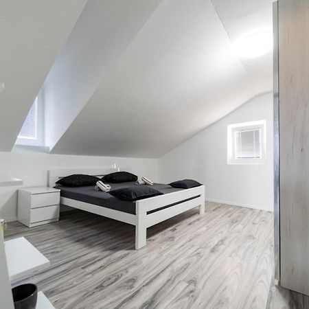 City Center Mayess Aparment Zadar Dış mekan fotoğraf