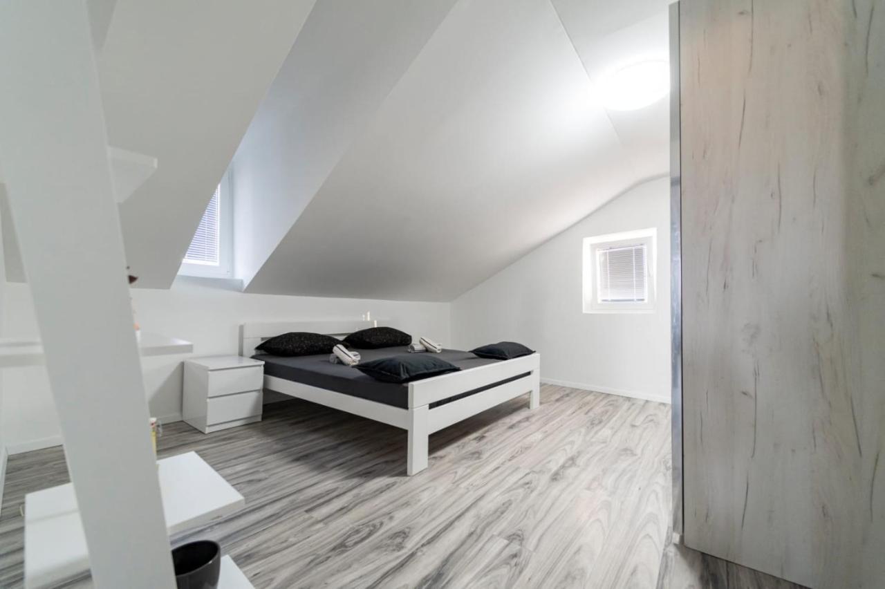 City Center Mayess Aparment Zadar Dış mekan fotoğraf